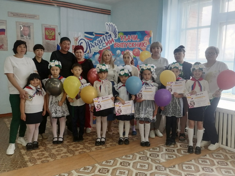 Поздравляем наших юных героев!.