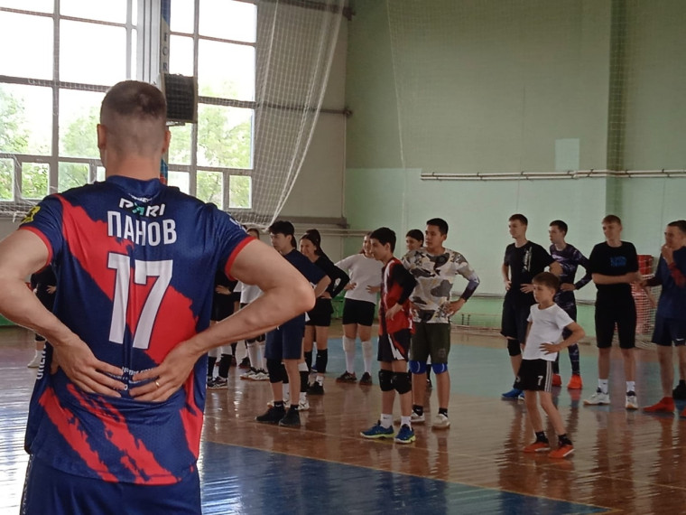 Мастер-класс с оренбургской волейбольной командой &quot;Нефтяников&quot;.